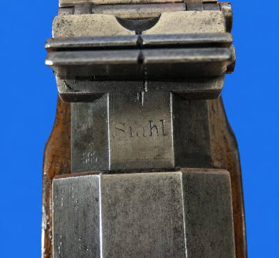 Stempel auf der Laufwurzel