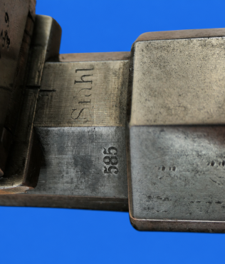 Stempel auf der Laufwurzel